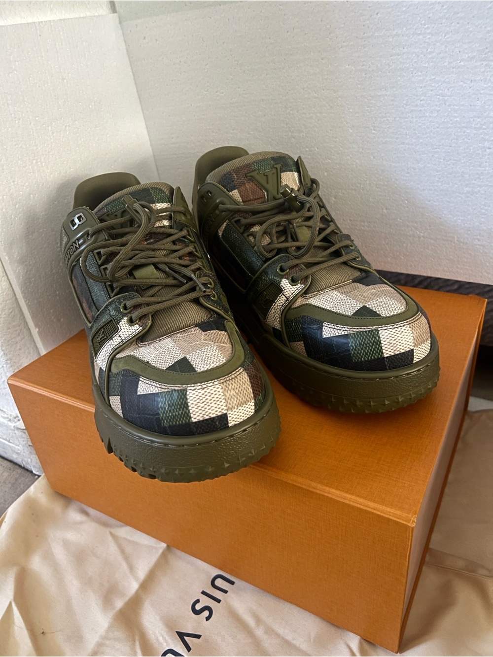 Louis Vuitton Men's Olive Green & Beige Camouflage Low-Top Sneakers - Picture 5 of 9